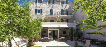 Casa Columba - 4 Star Design Boutique Hotel - Vasco de Gama Luxury Apartment