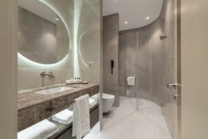 Bathrobes, slippers - Maison Riviera (Baku)