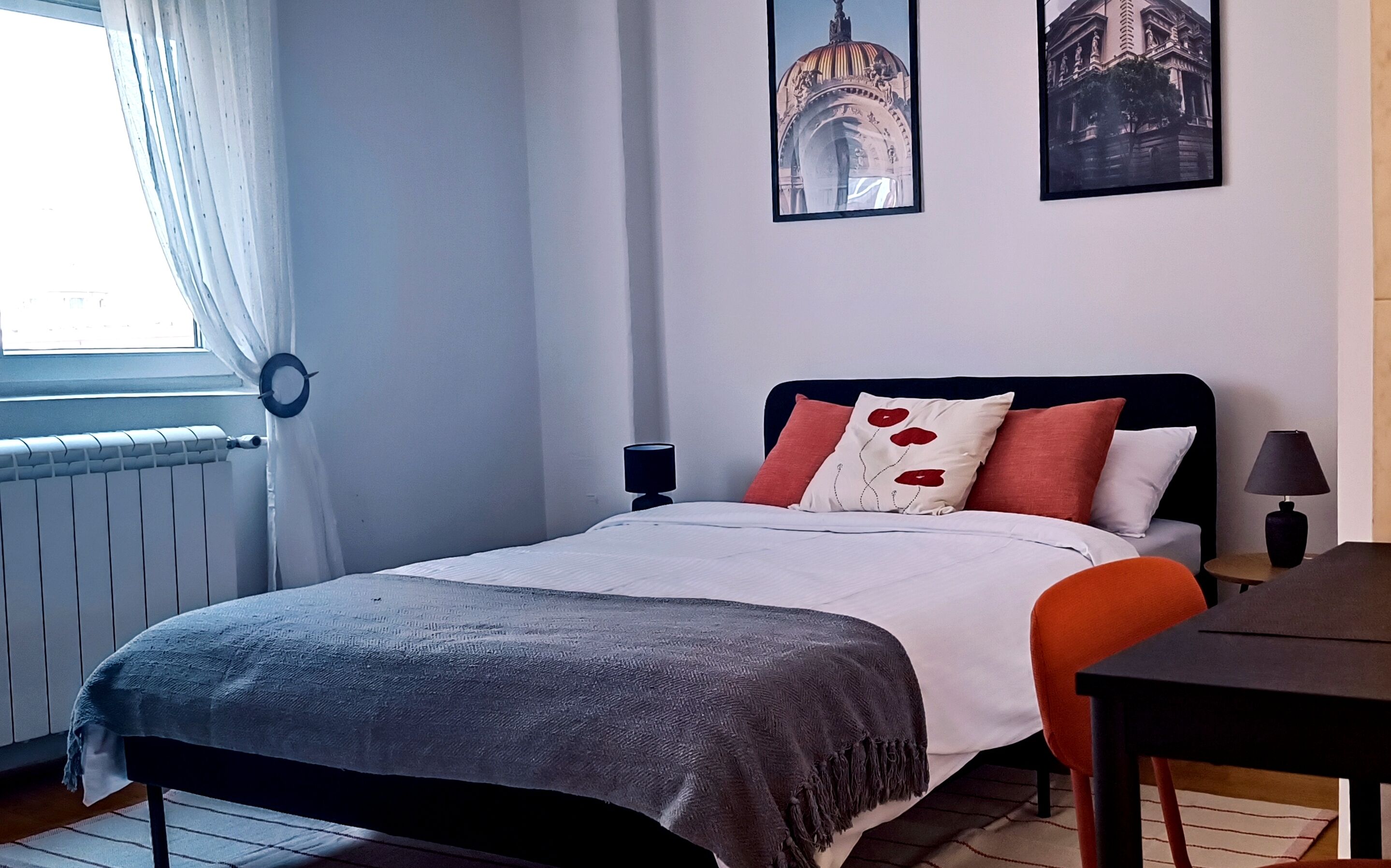 Bügeleisen/Bügelbrett, kostenloses WLAN, Bettwäsche