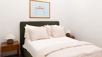 4 bedrooms, desk, iron/ironing board, WiFi