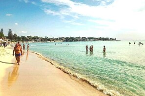 Beach - B&B Villa Matari: Double/Twin Room with Single Beds (Fontane Bianche)