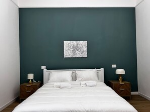 2 camere, ferro/asse da stiro, Wi-Fi gratuito