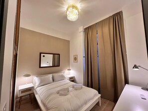 2 Schlafzimmer, Bügeleisen/Bügelbrett, kostenloses WLAN