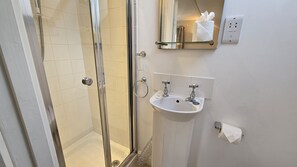 Doccia, asciugacapelli, asciugamani