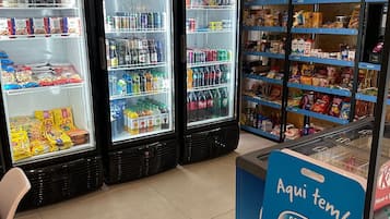 Basic Studio | Gift shop