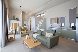 TV - Efxenia Villas-Villa Luna (Lefkada)