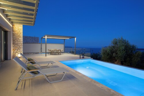 Efxenia Villas-Villa Luna