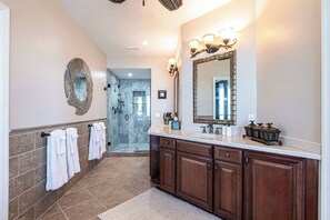Shower, hair dryer, towels - Gypsy Wind: Gulf-Front w/ Heated Pool, Hot Tub & Golf Carts (North Captiva)