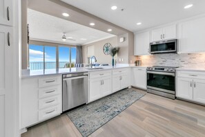 Condo, Multiple Beds (Hidden Dunes 801) | Private kitchen