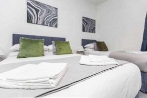 3 Schlafzimmer, Bügeleisen/Bügelbrett, WLAN, Bettwäsche