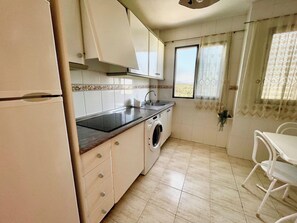 Fridge, microwave, coffee/tea maker, electric kettle