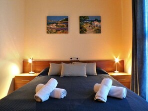 1 bedroom, iron/ironing board, travel cot, free WiFi - Two-bedroom apartment with swimming pool (Benidorm)