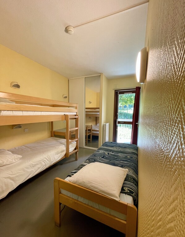 Triple Room, Balcony, Mountain View