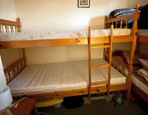 1 bedroom, iron/ironing board, bed sheets - Studio by the sea (Les Cabanes de Fleury)