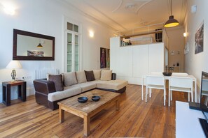 Superior Studio | Living area