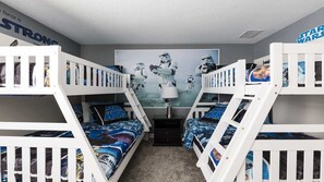 8 bedrooms, iron/ironing board, WiFi, bed sheets