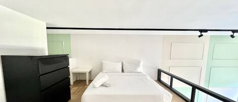 1 chambre, fer et planche à repasser, Wi-Fi, draps fournis