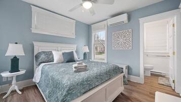 2 bedrooms, iron/ironing board, travel cot, WiFi