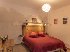 1 dormitorio, tabla de planchar con plancha, wifi gratis