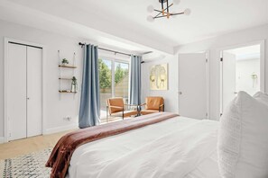 2 slaapkamers, een strijkplank/strijkijzer, wifi, beddengoed