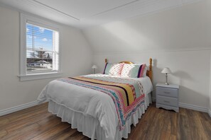 3 dormitoris, planxa i posts de planxar, wifi gratuïta i roba de llit 