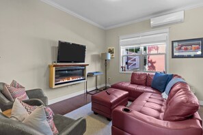 Smart TV, fireplace - Freshwater Joys: Jellybean 4BR Gem In St. John's (St. John's)