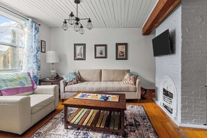 TV - Colorful Charm: Jellybean 3BR House In St. John's (St. John's)