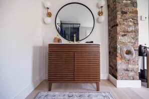 Interior - Quidi Vidi Tides: 1BR Walk To QV Attractions (St. John's)