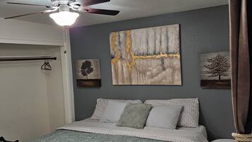 3 chambres, fer et planche Ă repasser, Wi-Fi, draps fournis