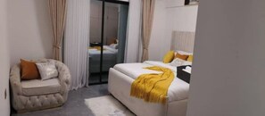 2 bedrooms, iron/ironing board, WiFi, bed sheets - Chic 2-bedroom apartment with WiFi, fitness room in brilliant Keleshwa (Nairobi)