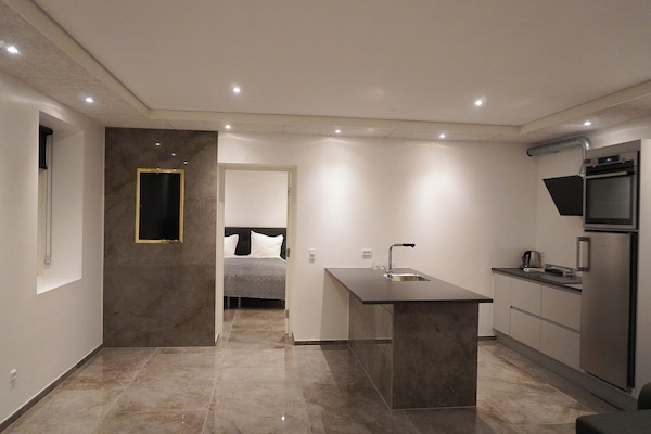 Luxury Suite | Private kitchen