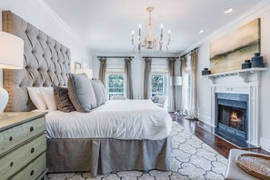 7 bedrooms, iron/ironing board, travel cot, Internet - Southern Breeze | Easy Beach Access & Private Pool (Inlet Beach)