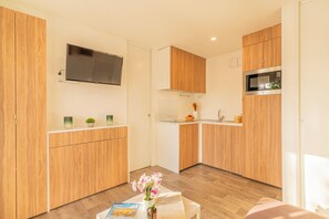 Superior Mobile Home | Private kitchen - Club Del Sole Le Mimose Family Resort (Porto Sant'Elpidio)