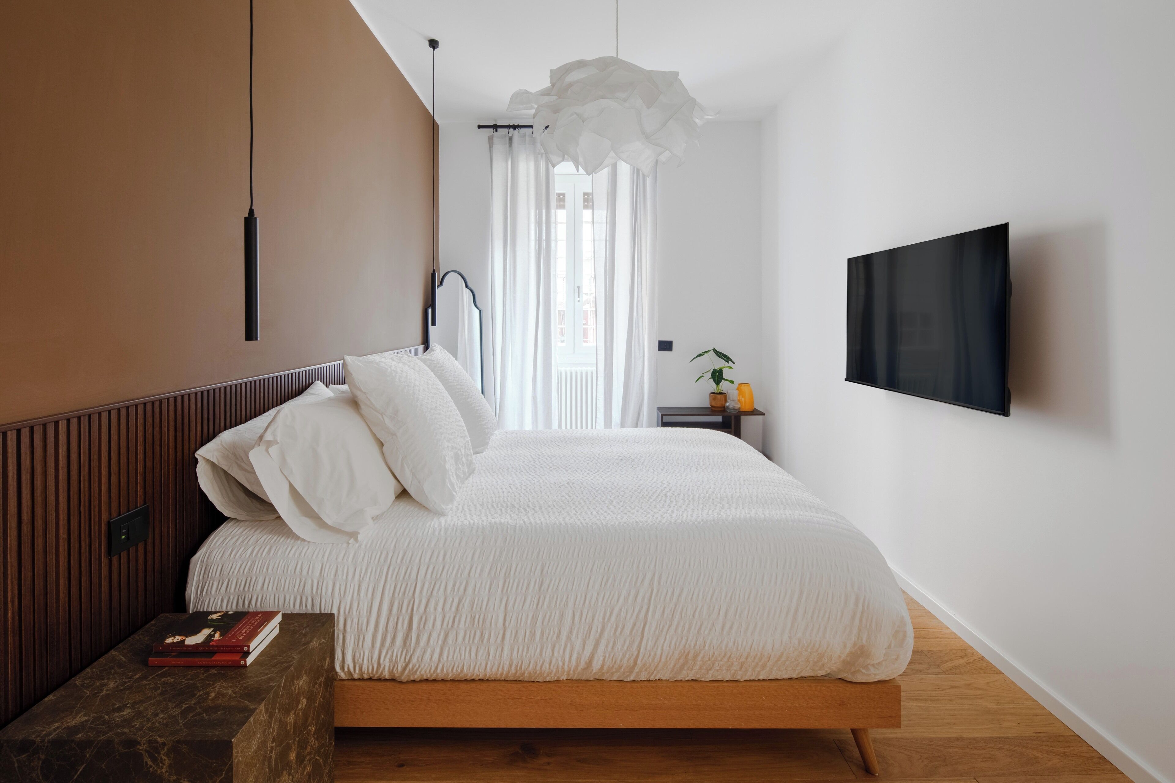 1 Schlafzimmer, Schreibtisch, Bügeleisen/Bügelbrett, Reisekinderbett