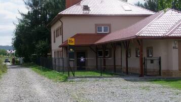 Fachada da propriedade