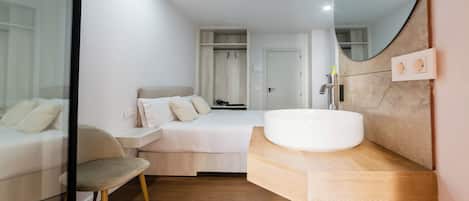 Sistema de insonorización, wifi gratis y ropa de cama