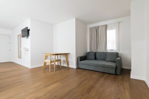 Soundproofing, free WiFi, bed sheets - Hotel Casa Jazmin (Granada)