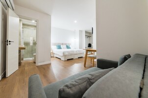 Habitación familiar | Sistema de insonorización, wifi gratis, ropa de cama