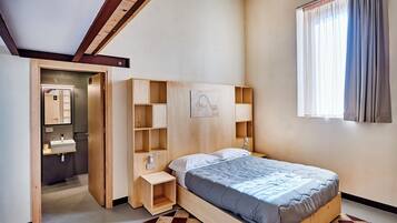 Classic-rum | Skrivbord, arbetsyta för laptop och gratis wi-fi