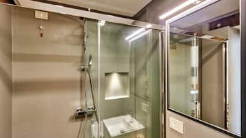 Panorama-Zimmer, barrierearm, Meerblick | Badezimmer