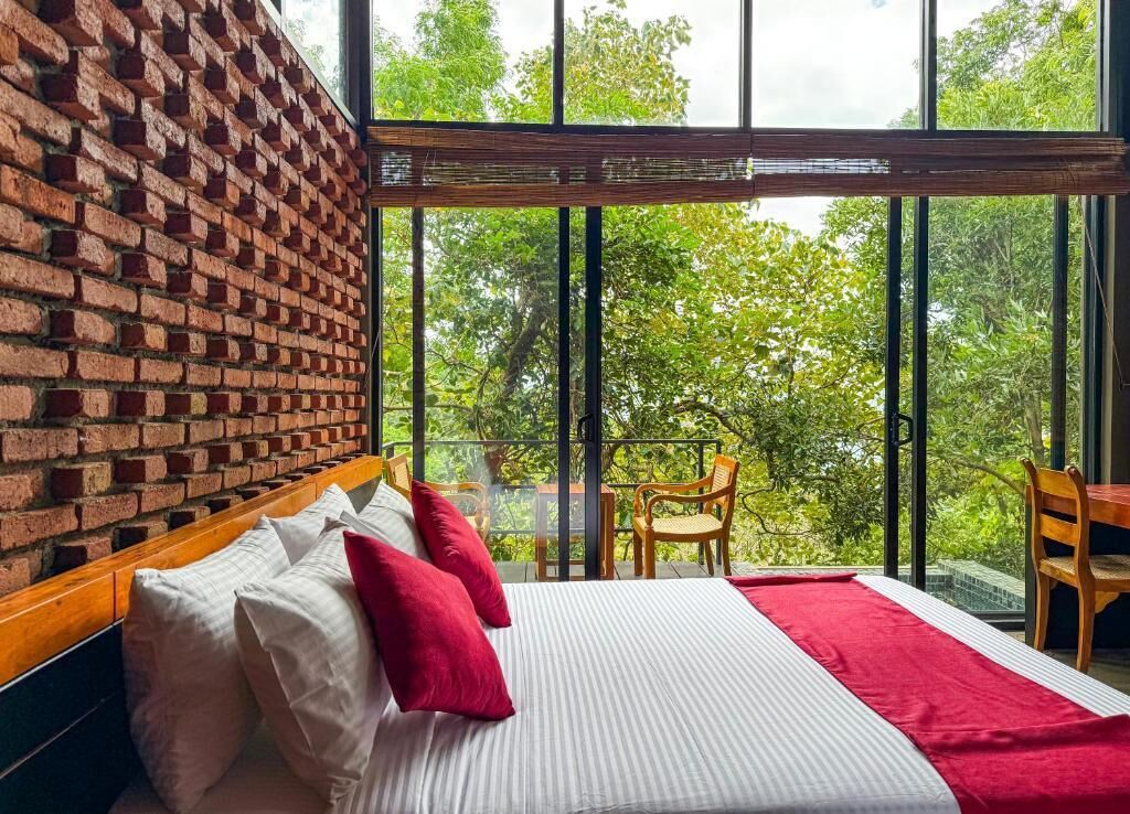 Superior Double Room, Private Pool, Mountain View