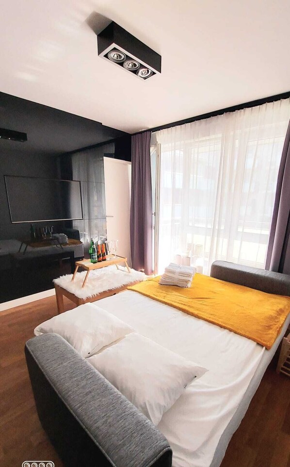 1 室のベッドルーム、アイロン / アイロン台、WiFi、ベッドシーツ