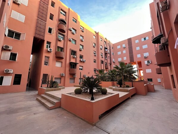 숙박 시설 정면