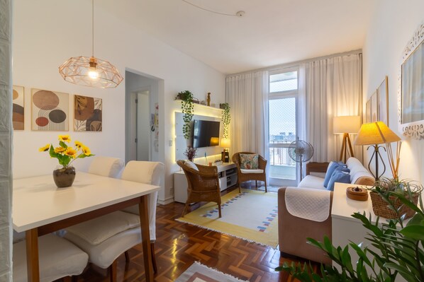 Apartment, Smoking | 1 bedroom - 4 Minutes From Arcos da Lapa Sr1502 (Rio de Janeiro)