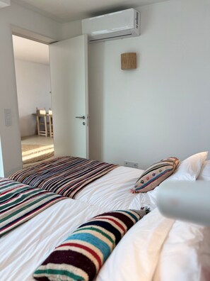 2 chambres, lit parapluie, Wi-Fi, draps fournis