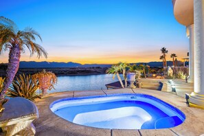 Pool - Paradise Riverfront Home with Spa and Dock Sleeps 16+ (Bullhead City)