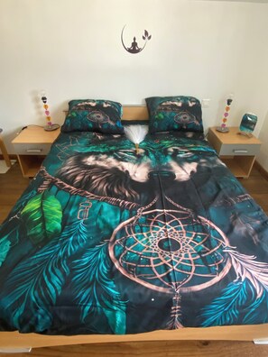 5 slaapkamers, een strijkplank/strijkijzer, wifi, beddengoed