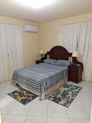 3 Schlafzimmer, BĂŒgeleisen/BĂŒgelbrett, BettwĂ€sche