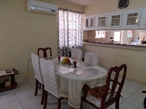 Dining - Islandlife Rentals: St. Peter home away from home

 (Speightstown)