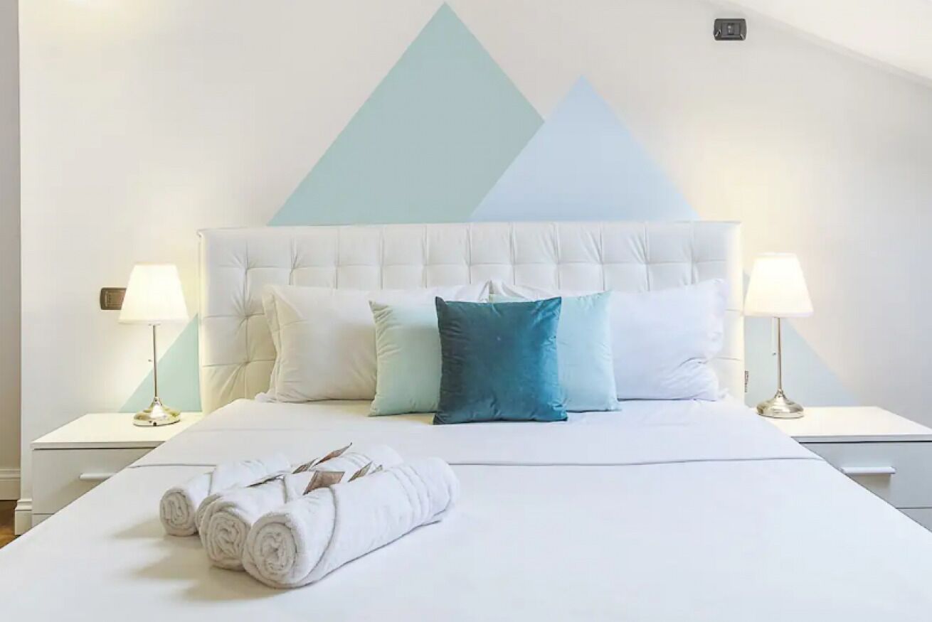 5 bedrooms, iron/ironing board, travel crib, WiFi